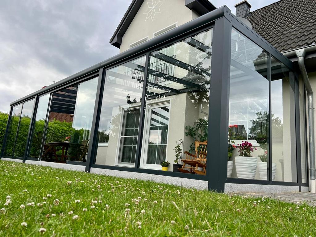 Szklane ściany przesuwne